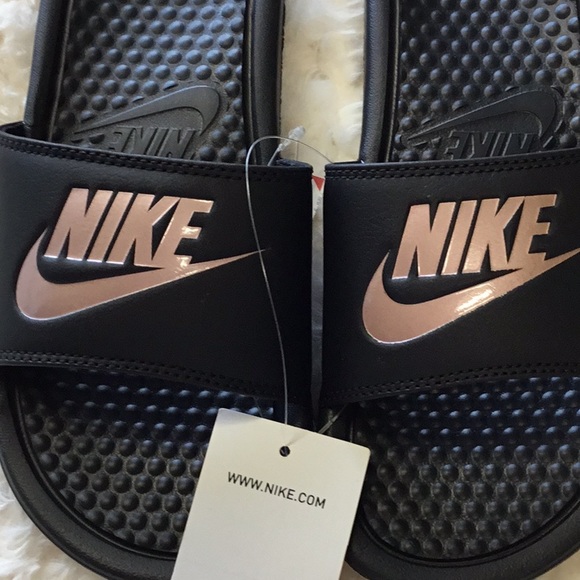 Nike Women's Benassi Just Do It Sandal - Picture 3 of 5